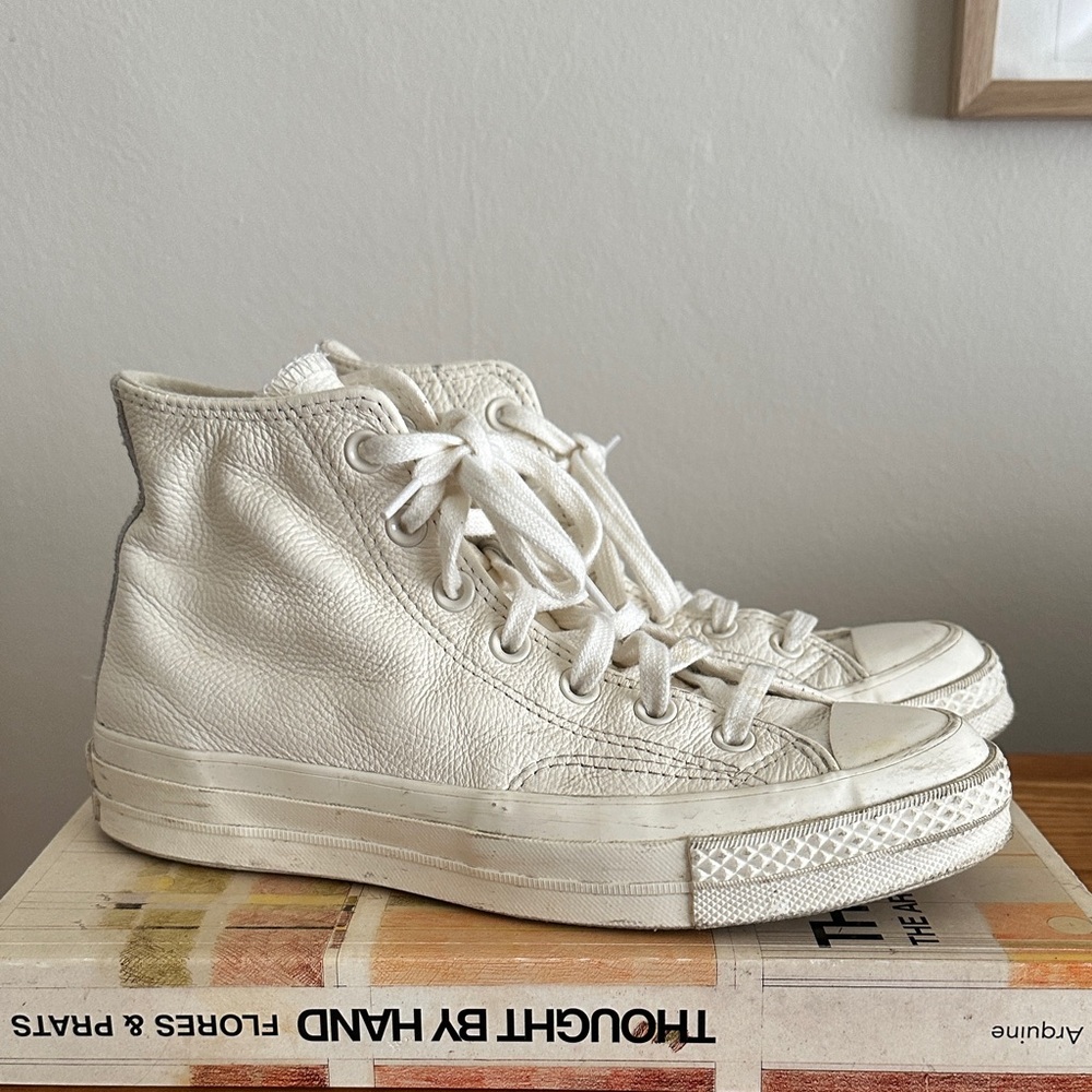 White Leather High top Chuck Taylor Converse